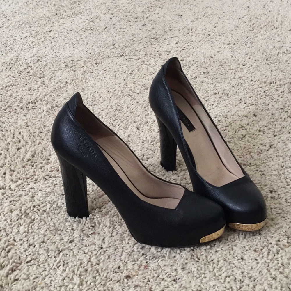 Black Escada heels